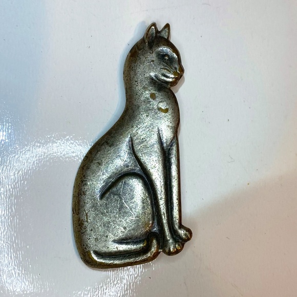 Vintage Jewelry - Vintage Cat Brooch